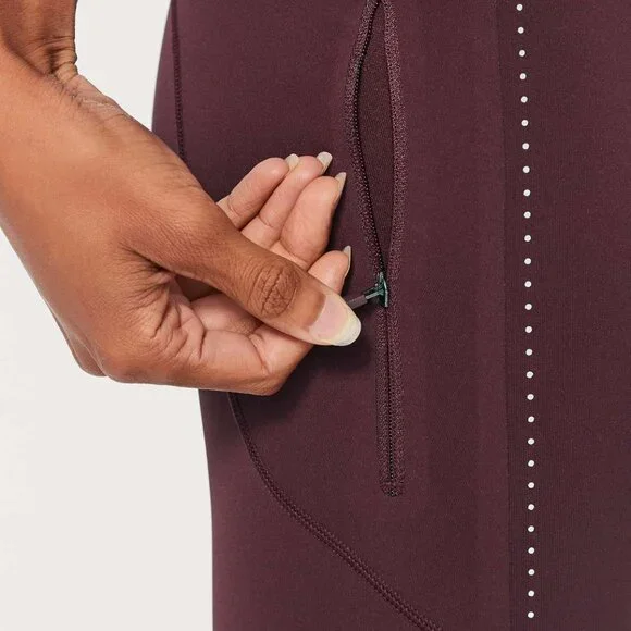 Lululemon Extra Mile Crop (Reflective 23") - Full-On® Luxteme in Garnet, Size 4 - Picture 11 of 16
